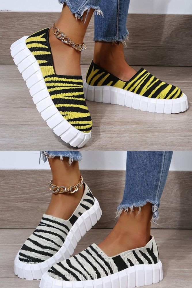 Summer Fashion Mixed Colors Mesh Breathable Casual Flat Shoes