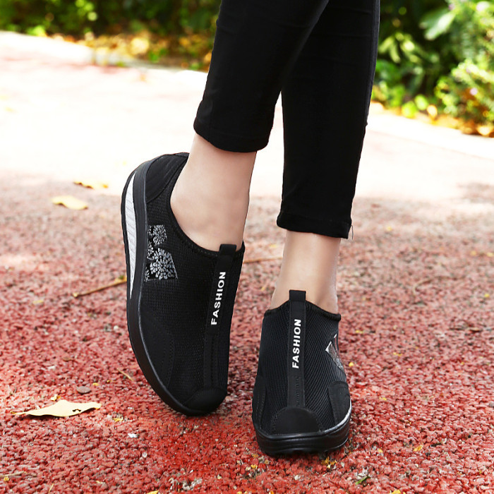 Women Comfortable Lightweight Casual Flat & Loafers