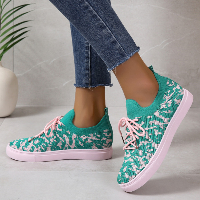 Women's Solid Lace-up Casual Comfortable Sneakers