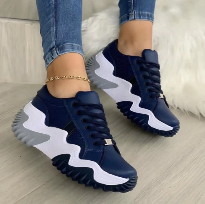Women's New Thick Sole Lace-up Sneakers