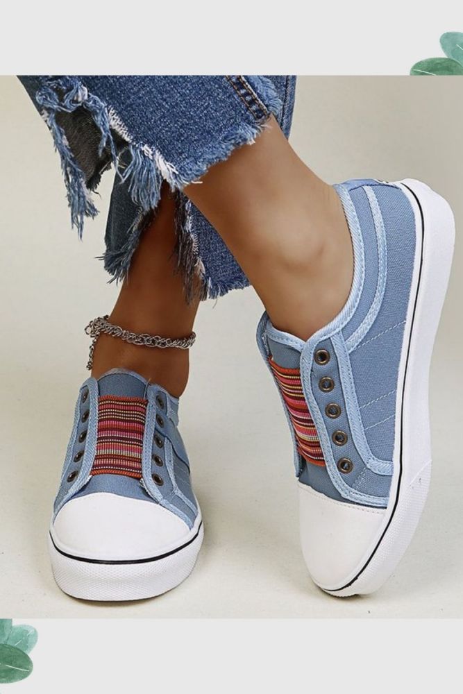 Hot Selling Large Size Women's Fashion Flat Canvas Shoes