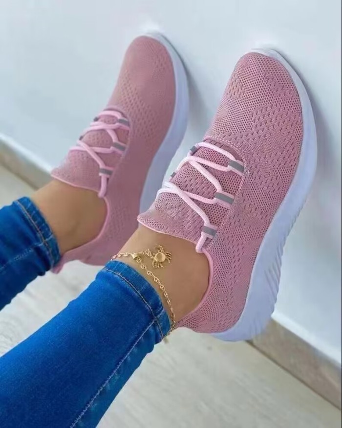Women Solid Mesh Breathable Lace-Up Walking Shoes
