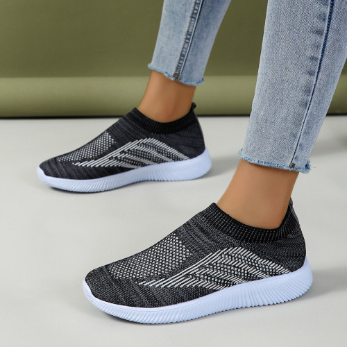 Women Mesh Breathable Comfortable Knitted Slip-on Shoes