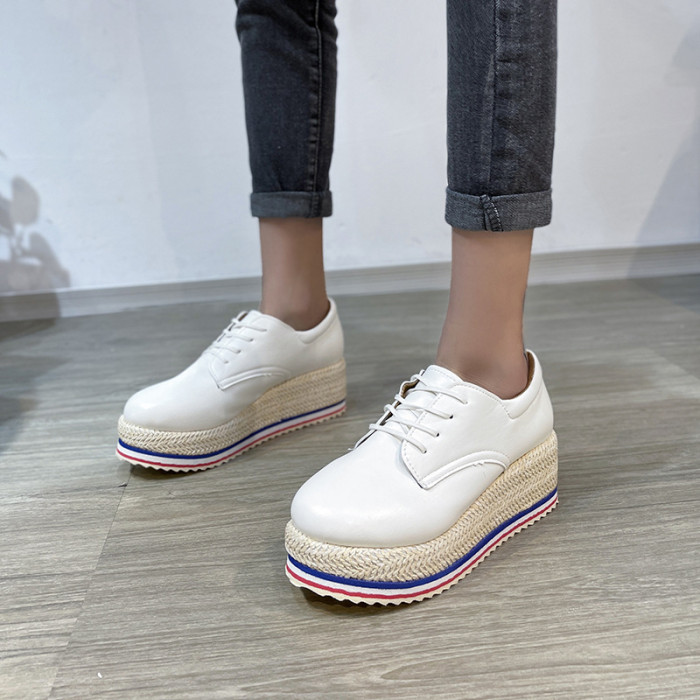 Women Round Toe Lace-Up Comfortable Platform Sneakers