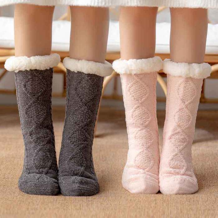 Women Winter Thicken Plush Knitted Socks