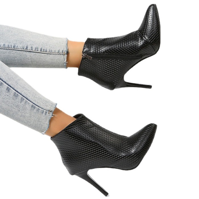 Women Fashion Pointed Toe Zipper High Heeled Boots