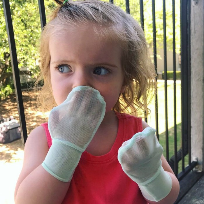 Newborn Baby Gloves Mesh Mittens Eczema Mittens Baby Mittens Baby Mesh Gloves Full Finger Outdoor Baby Care