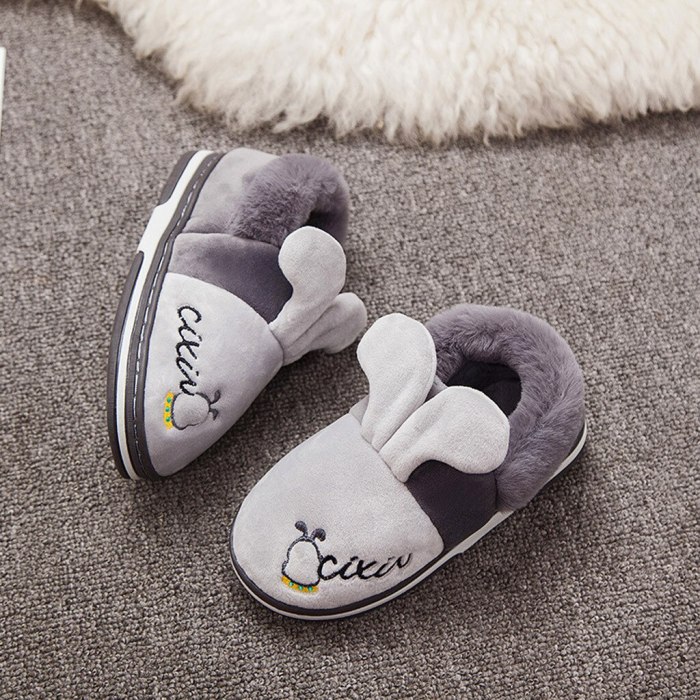 Fashion baby shoes children's lightweight wild indoor warm thick cotton shoes slippers hot baby girl shoes
