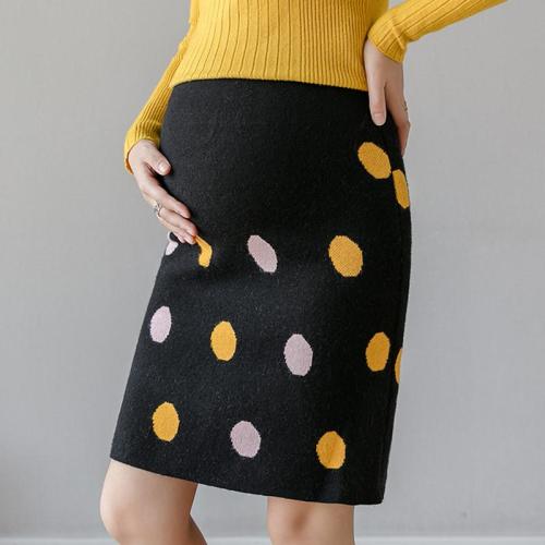 Maternity casual wave point knit skirt