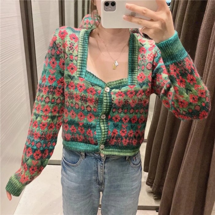 Vintage Green Jacquard Cropped Knitted Cardigan Sweater