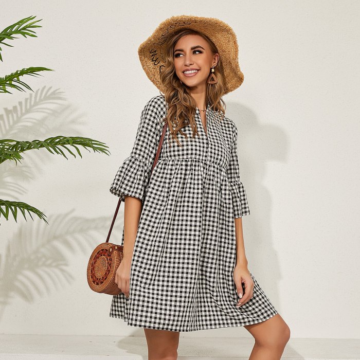 Black Casual Loose Plaid Dress for Women O Neck Half Sleeve Mini Spring Holiday Cotton Dress