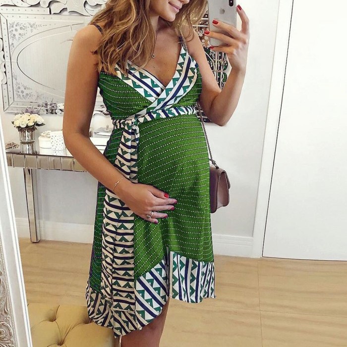 2021 Maternity Nursing Stripe Breastfeeding Summer Backless  pregnancy dress