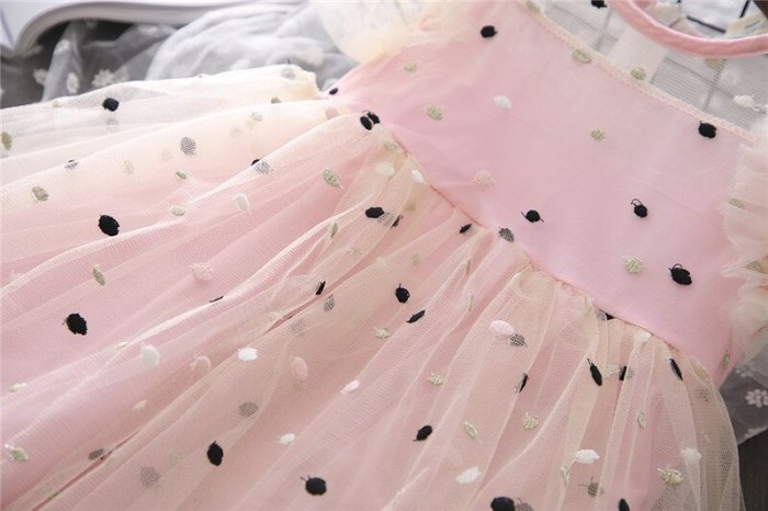 Children's Dress Summer New Girl Sweet Embroidery Polka Dot Flying Sleeve Vest Princess Dress Mesh Patchwork Party Girl Dress