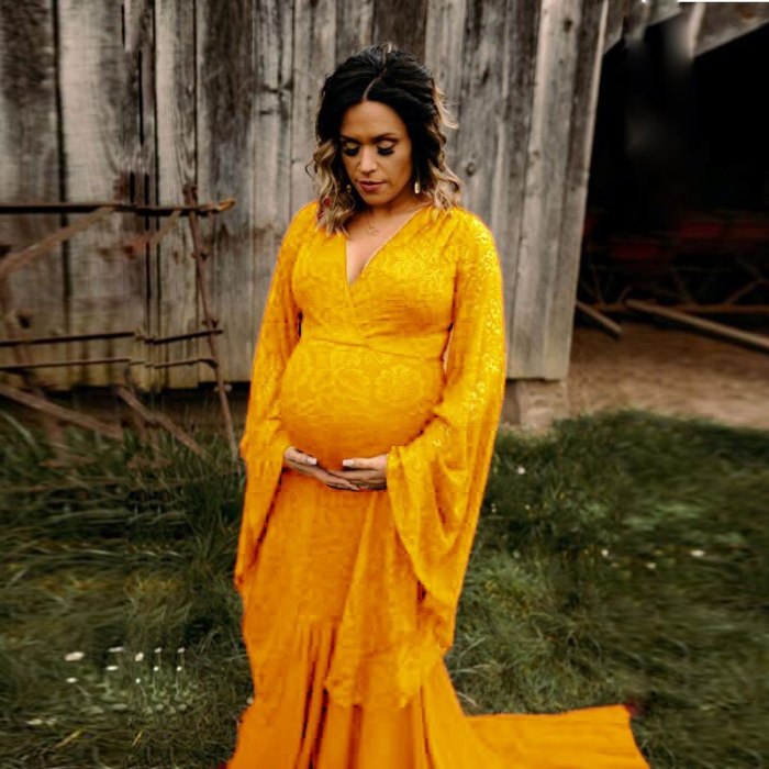 Fashion Maternity Dress for Photo Shoot Maxi Maternity Gown Long Sleeves Lace Stitching Fancy Women Maternity Photography Props