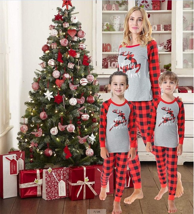 Christmas Family Matching Outfit Pajamas Sets Reindeer Printed Long Sleeve Top Plaid Pants Festival Casual Loungewear Sleepwear