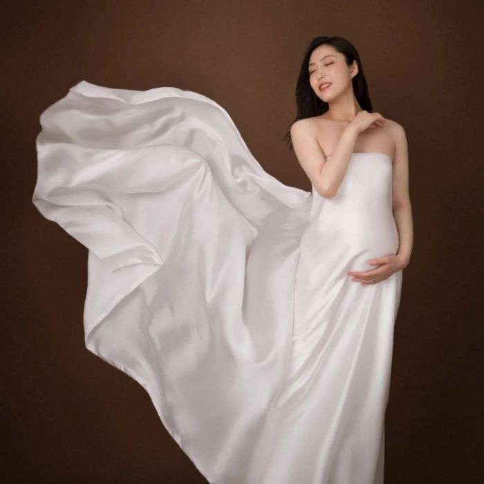 Women Photography Props Maternity White Silk Cloth Pregnancy Elegant Satin Clothing Studio Shooting Photo