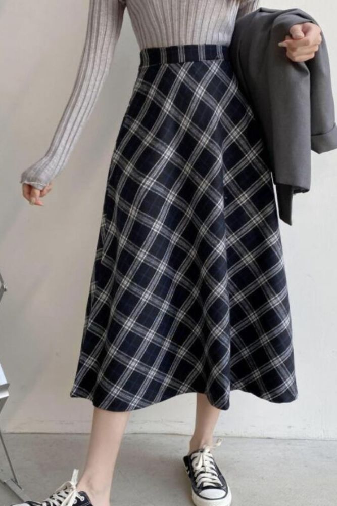 2022 Winter Maternity Skirt Adjustable Waist Preppy Style Pregnant Woman Plaid Skirts Plus Size