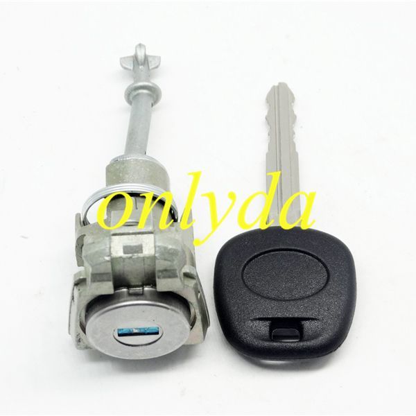 For TOYOTA before 2005 year CAMRY Right door lock (no logo)