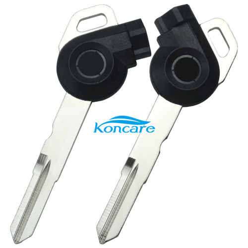 Motorcycle transponder key blank with right blade