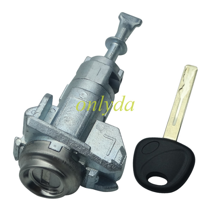 Free shipping For Kia K5 left door lock