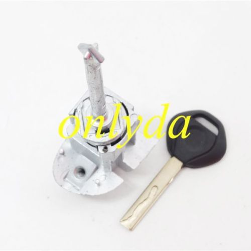 Free shipping For BMW X6  Left door lock