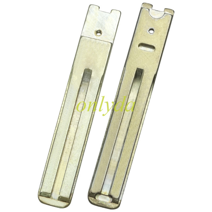 Free shipping For 3 Button remote key blank with blade