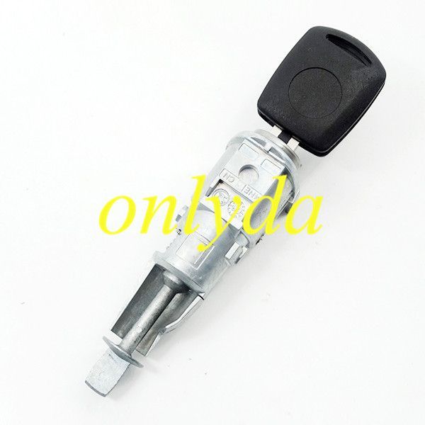 Free shipping For Skoda Octavia left door lock