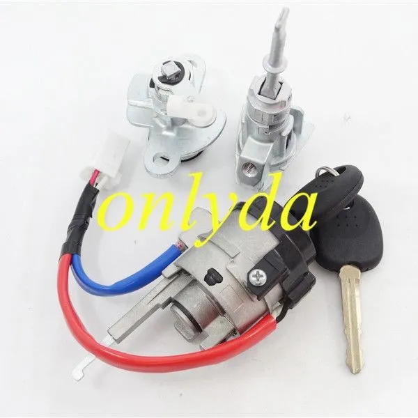 Hyundai elantra  full set lock (includes igntion lock,door lock and trunk lock)