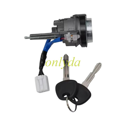 Free shipping Langdong low-end ignition lock cylinder Elantra ignition lock cylinder switch suitable for 11-16 (Hyundai US market) 4 wires with lights