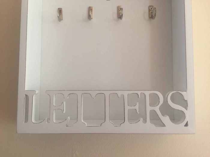 Vintage Natural Letter Rack 4 Key Holder Hooks Storage Shabby Chic Wall Mounted