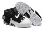 LeBron James 4.5 Men Shoes1