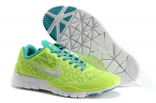 Free TR Fit 3 Women Shoes3