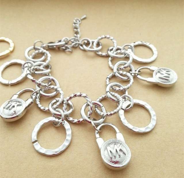 MK Bracelet 037