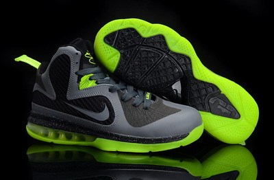 LeBron James 9 Women10
