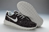 Roshe Run women1