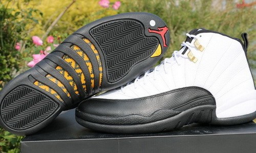 Super Max Perfect Jordan 12 Taxi (with original carbon fiber)