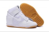 Dunk Sky High women8