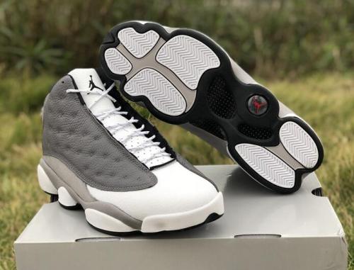 Air Jordan 13 “Atmosphere Grey”