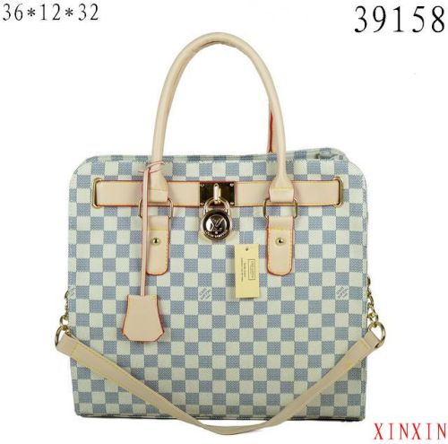 Luis Vuitton Handbags 072