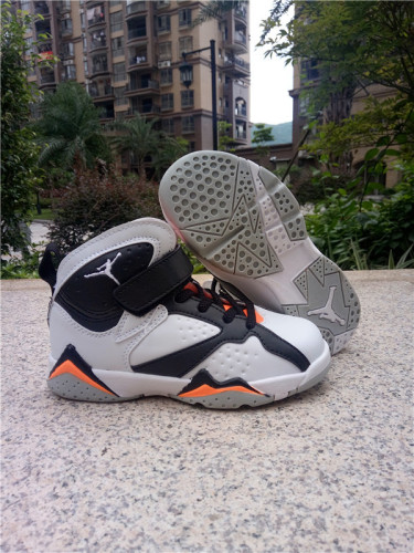 Air Jordan 7 Kids 010