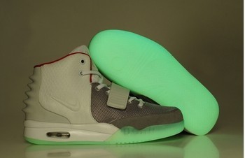 Air Yeezy AAA Men Shoes 007