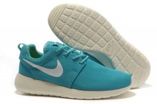 Roshe Run women2