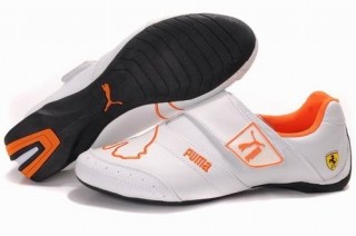 Puma low top women shoes 101