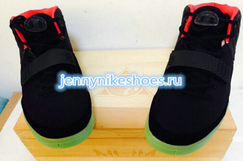 Super Max quality Air Yeezy 2 Black Red ( wooden box)