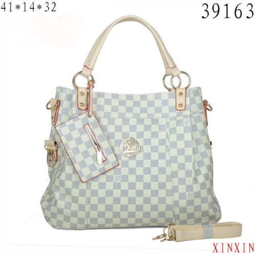 Luis Vuitton Handbags 067