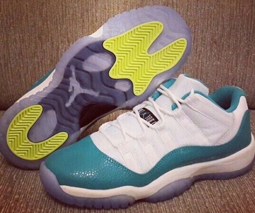 Authentic Air Jordan 11 Low GS