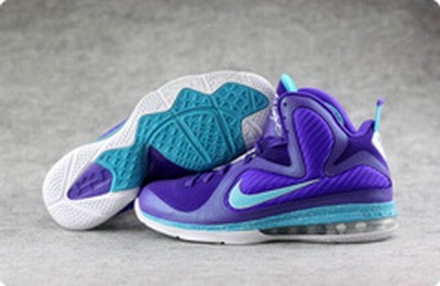 LeBron James 9 Women2