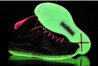 LeBron James 10 Women6