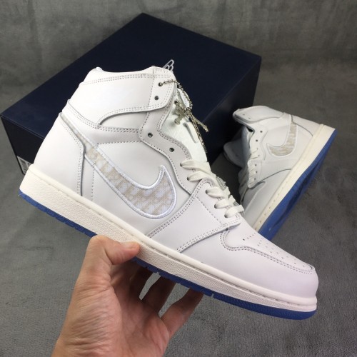 Air Jordan 1 Dior white & grey 