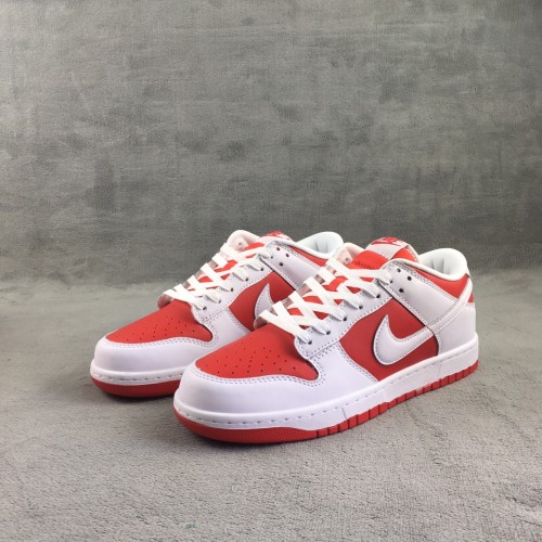 Nike dunk low  University Red 